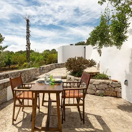 Trullo Il Karrubo Villa *