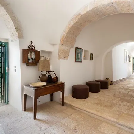 Trullo Il Karrubo Villa